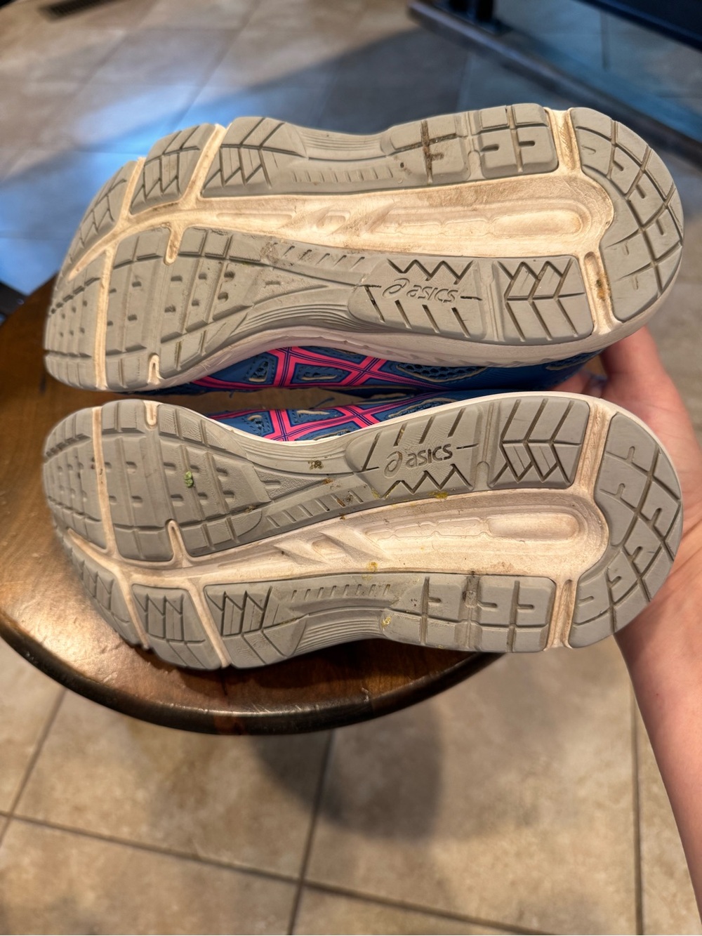 ASICS Contend 5 Kids Blue Sneakers with Pink Accents - Picture 6 of 7